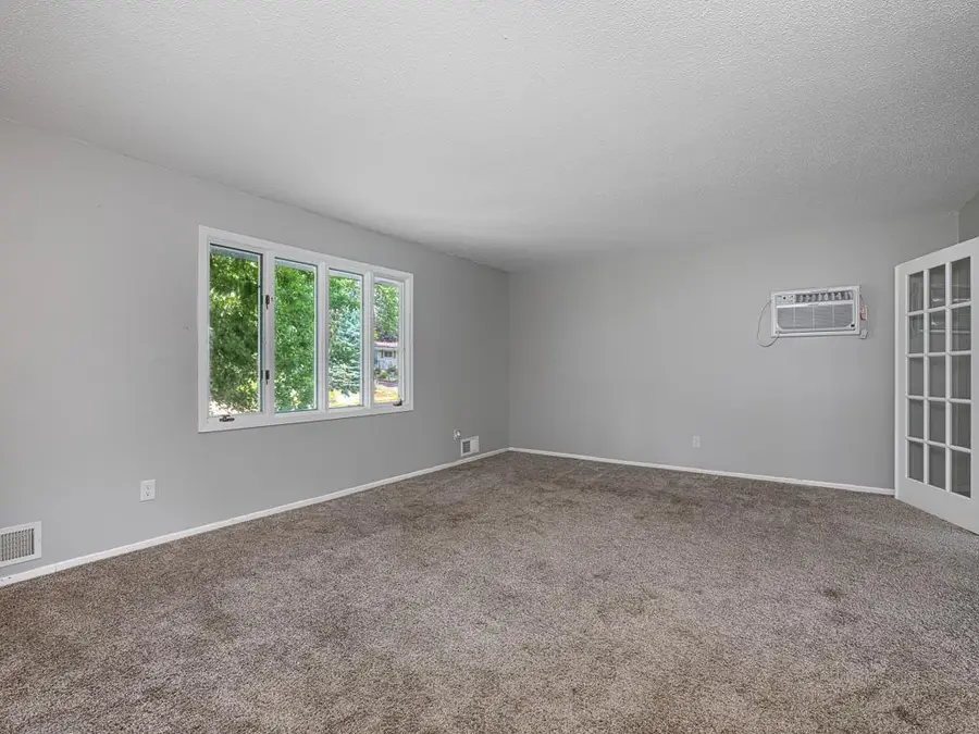 2300 13th Avenue E, North Saint Paul, MN 55109 - #2