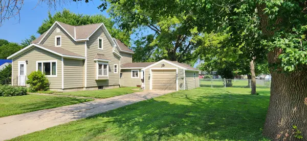 217 Dugan Street S, Welcome, MN 56181