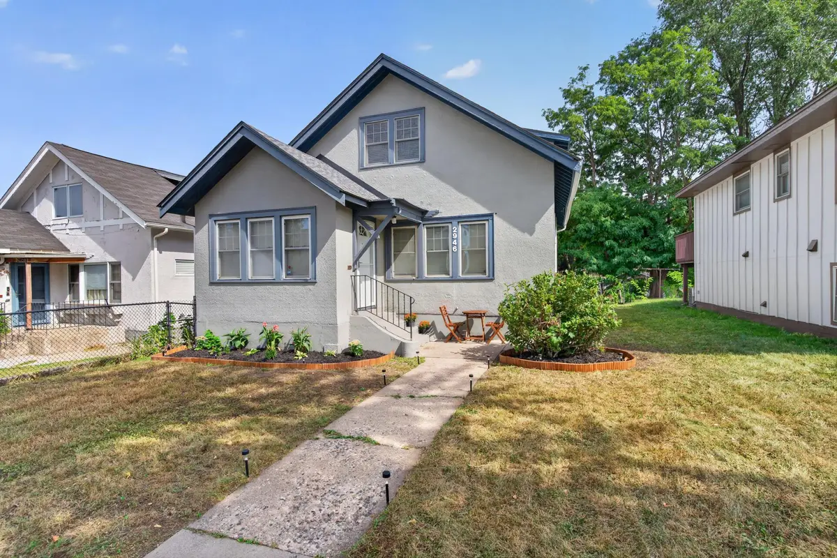 2946 Vincent Avenue N, Minneapolis, MN 55411 - #1