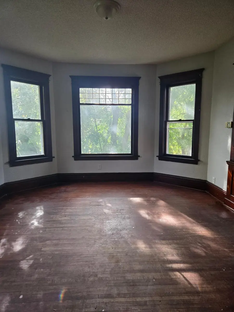 1105 Trott Avenue Sw, Willmar, MN 56201 - #2