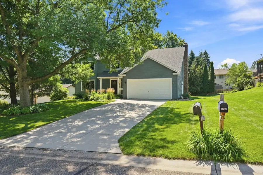 9391 Knighton Road, Woodbury, MN 55125 - #3