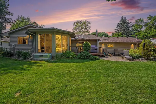 11501 Keating Avenue, Burnsville, MN 55337