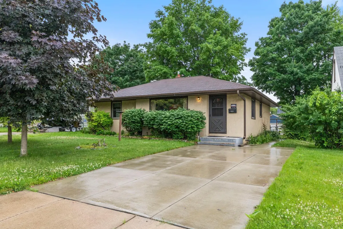 845 20th Avenue N, South Saint Paul, MN 55075 - #1