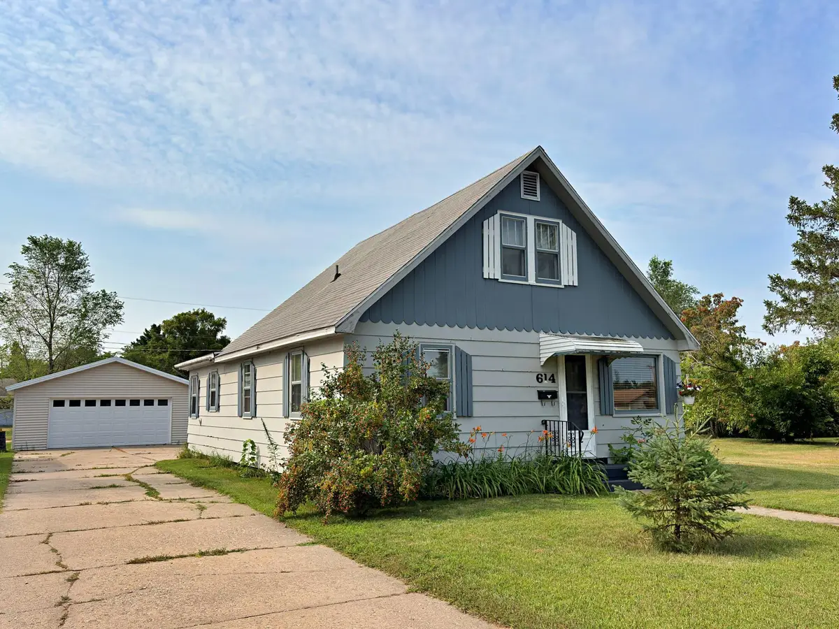 614 2nd Street W, Park Rapids, MN 56470 - #1