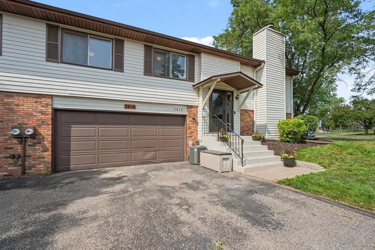 3916 Gershwin Avenue N, Oakdale, MN 55128 - #1