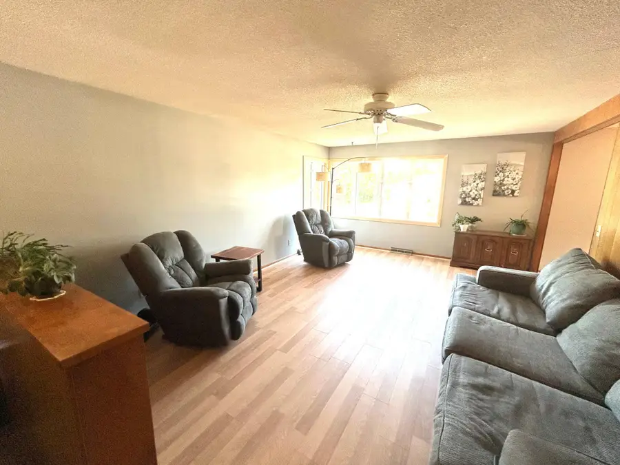 1025 9th Street Sw, Wadena, MN 56482 - #2