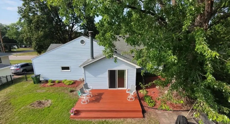 1716 Oakcrest Avenue, Roseville, MN 55113 - #2