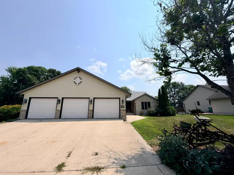 141 Fairlawn Avenue E, Winsted, MN 55395 - #3