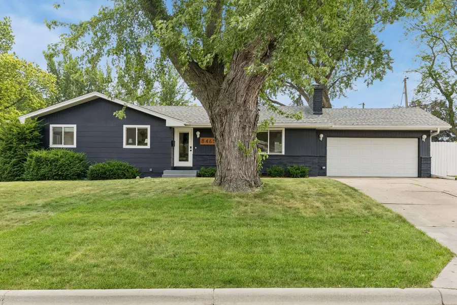 8465 Winnetka Heights Drive, Golden Valley, MN 55427 - #2