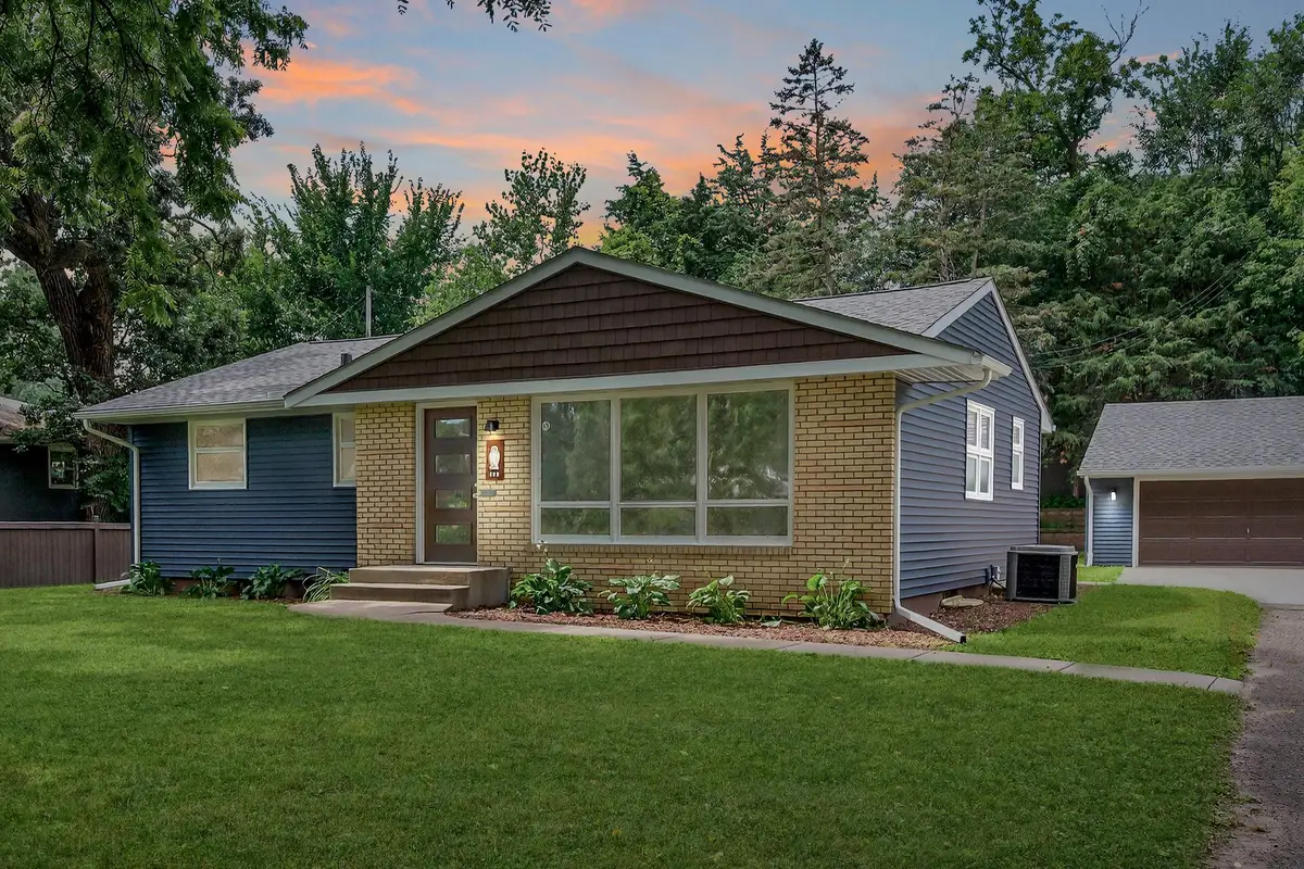 509 Indiana Avenue N, Golden Valley, MN 55422 - #1