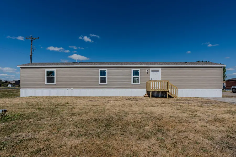 218 8th Street Nw, Dilworth, MN 56529 - #3