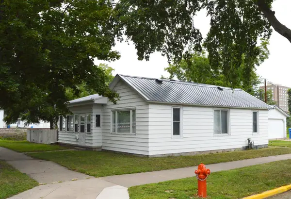 574 Wilson Street, Winona, MN 55987
