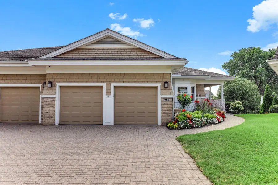 718 Widsten Circle, Wayzata, MN 55391 - #2