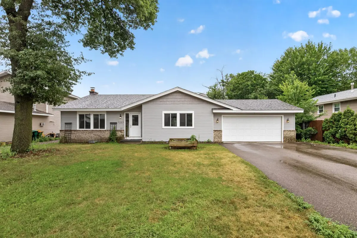 710 129th Avenue Ne, Blaine, MN 55434 - #1