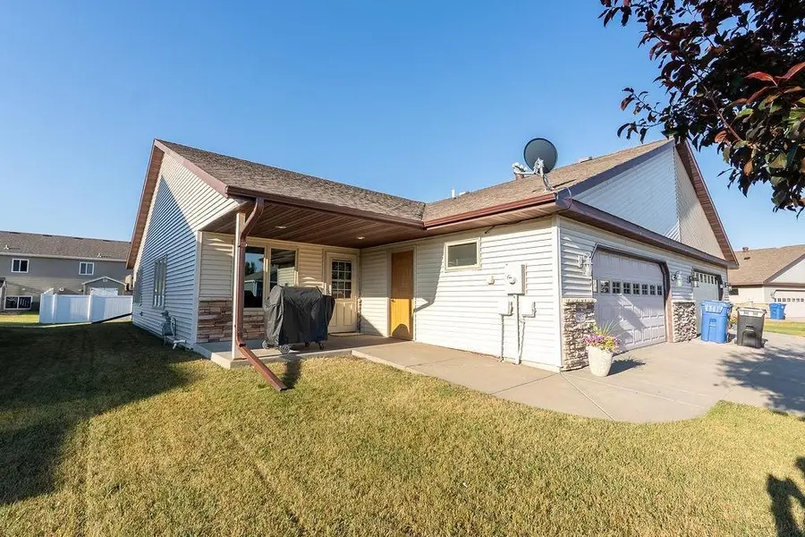 1105 Southwood Drive, Dilworth, MN 56529 - #2