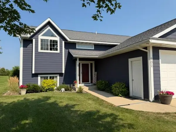 602 25th Court Ne, Waseca, MN 56093