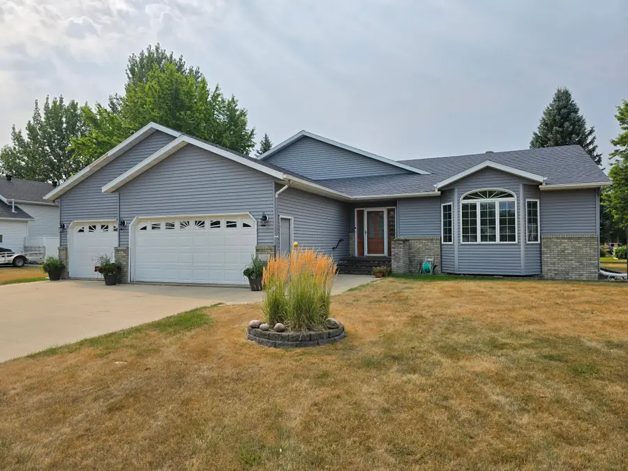1101 5th Avenue Se, Barnesville, MN 56514 - #2