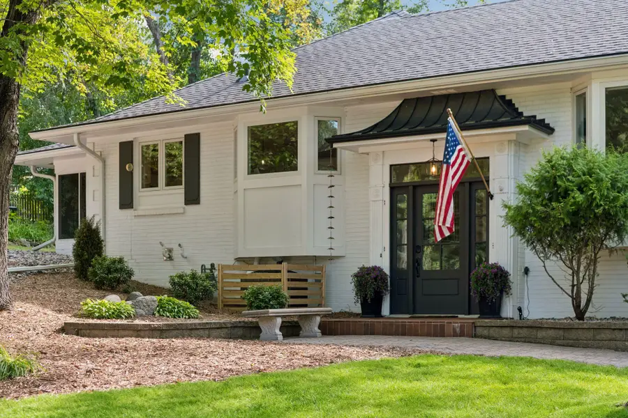 2312 Sheridan Hills Road, Wayzata, MN 55391 - #2