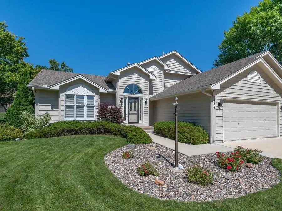 733 Ashley Drive, Chaska, MN 55318 - #2