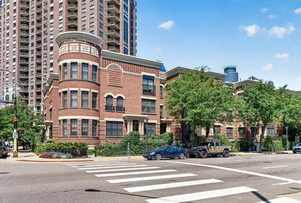 530 Grant Street E, Minneapolis, MN 55404