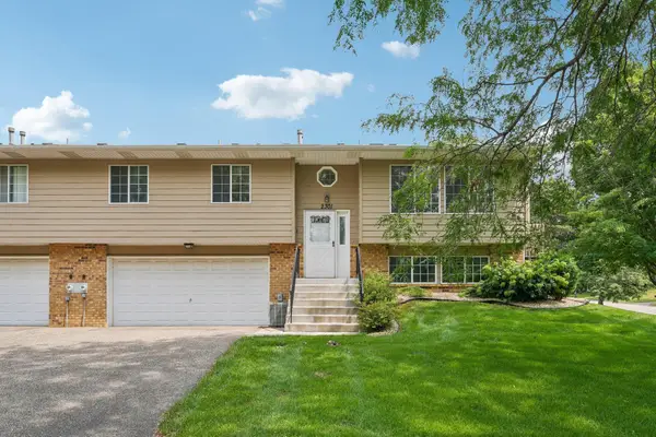 2301 Mailand Road E, Maplewood, MN 55119