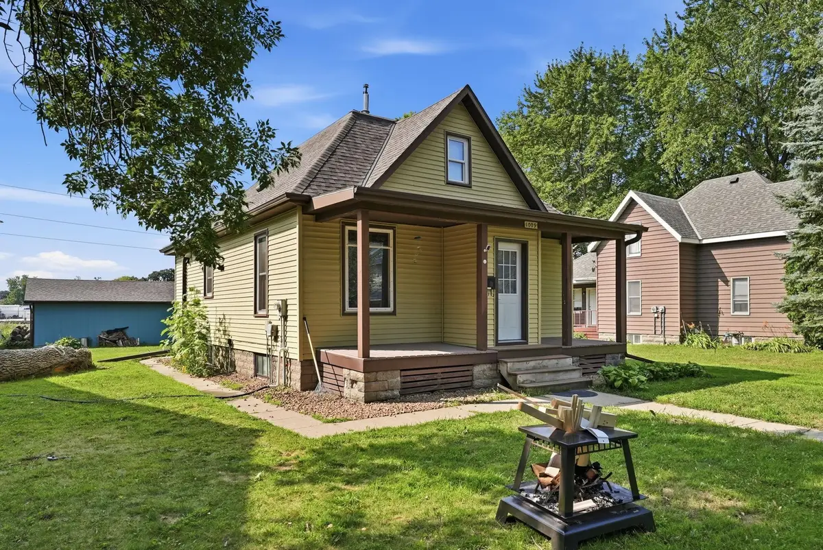 1009 Campbell Avenue Nw, Willmar, MN 56201 - #1