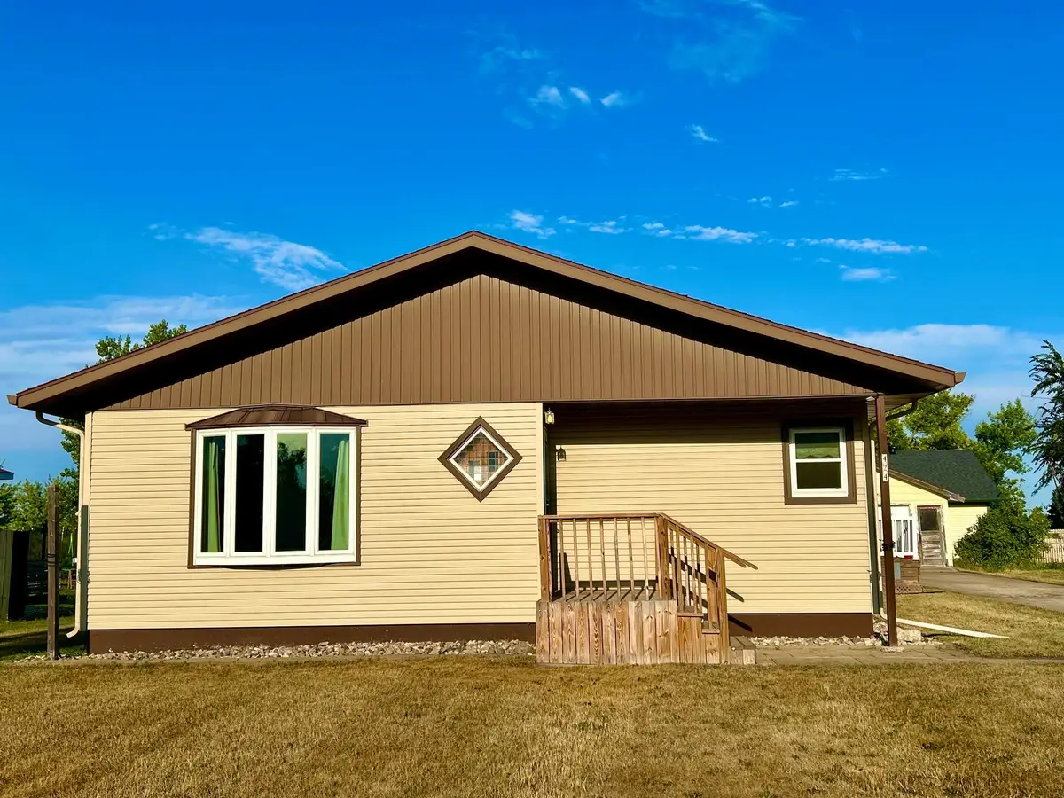 424 2nd Street E, Hunter, ND 58048 - #1