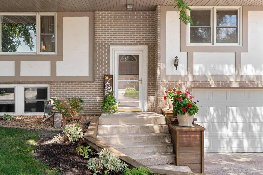 50 18th Place Ne, Owatonna, MN 55060 - #3