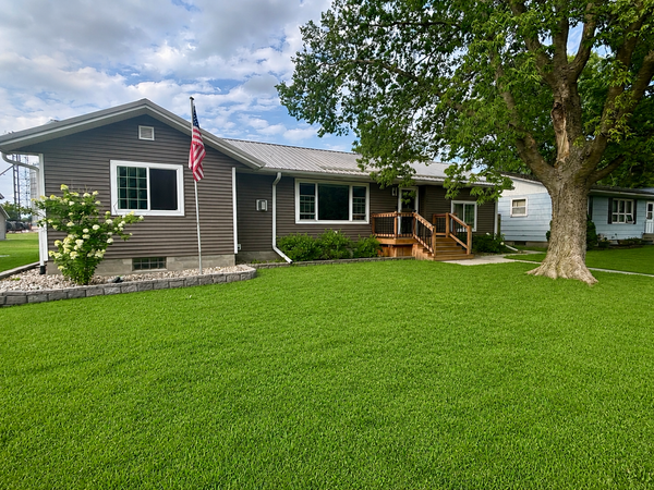 305 E 12th Street, Redwood Falls, MN 56283