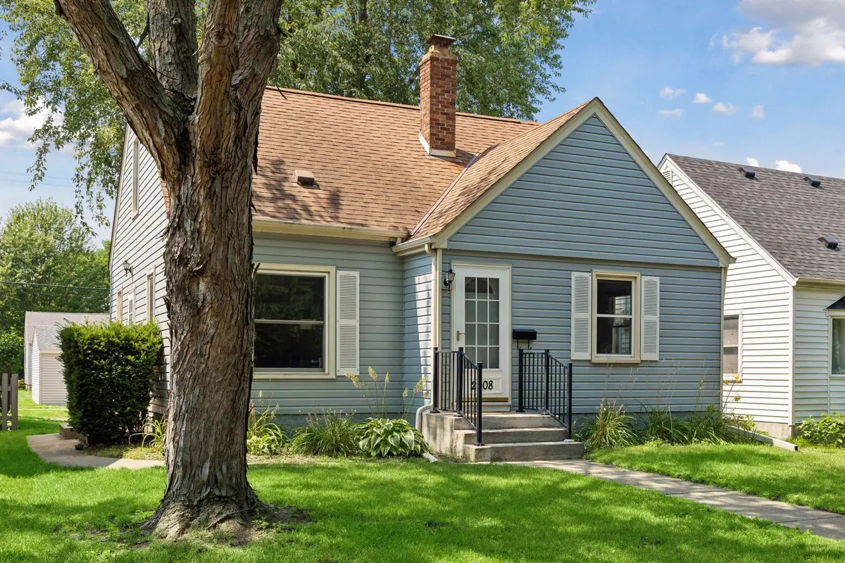 2908 Hampshire Avenue S, Saint Louis Park, MN 55426 - #1