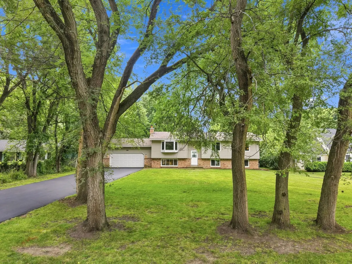25715 Wild Rose Lane, Excelsior, MN 55331 - #1