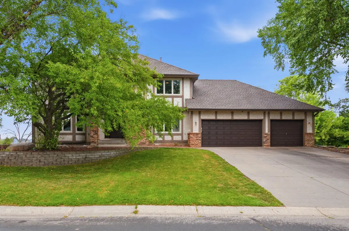 1467 Kings Crest, Eagan, MN 55122 - #1