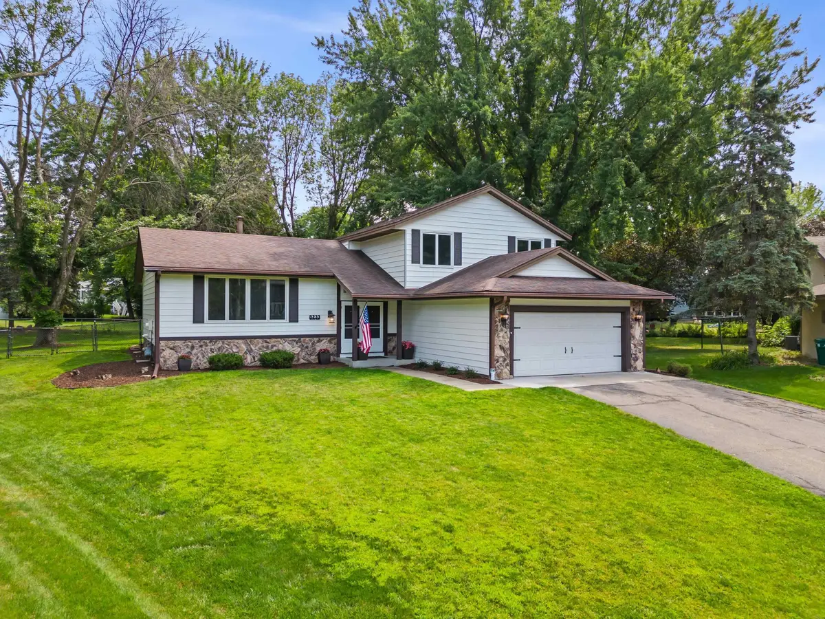 8233 Nevada Circle, Bloomington, MN 55438 - #1