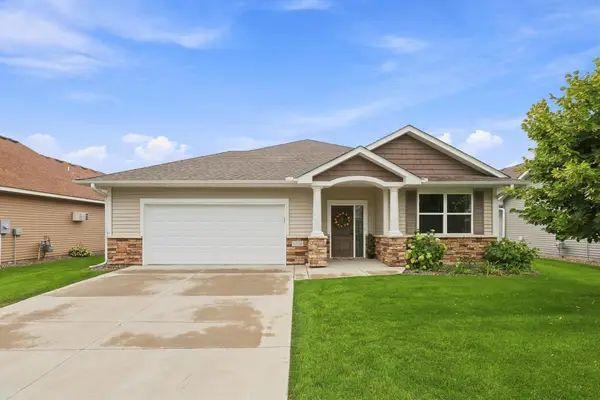 7170 Queens Court Ne, Otsego, MN 55330
