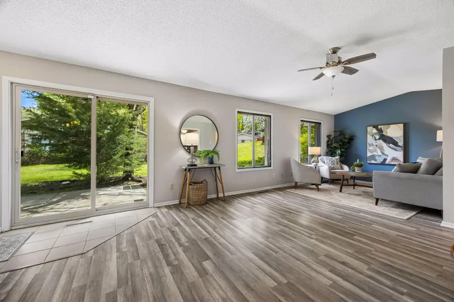 9701 Cimarron Trail, Minnetonka, MN 55305 - #2