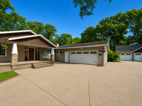 801 8th Avenue Ne, Little Falls, MN 56345