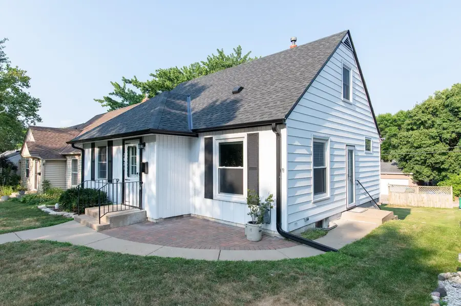 2821 Edgewood Avenue S, Saint Louis Park, MN 55426 - #3