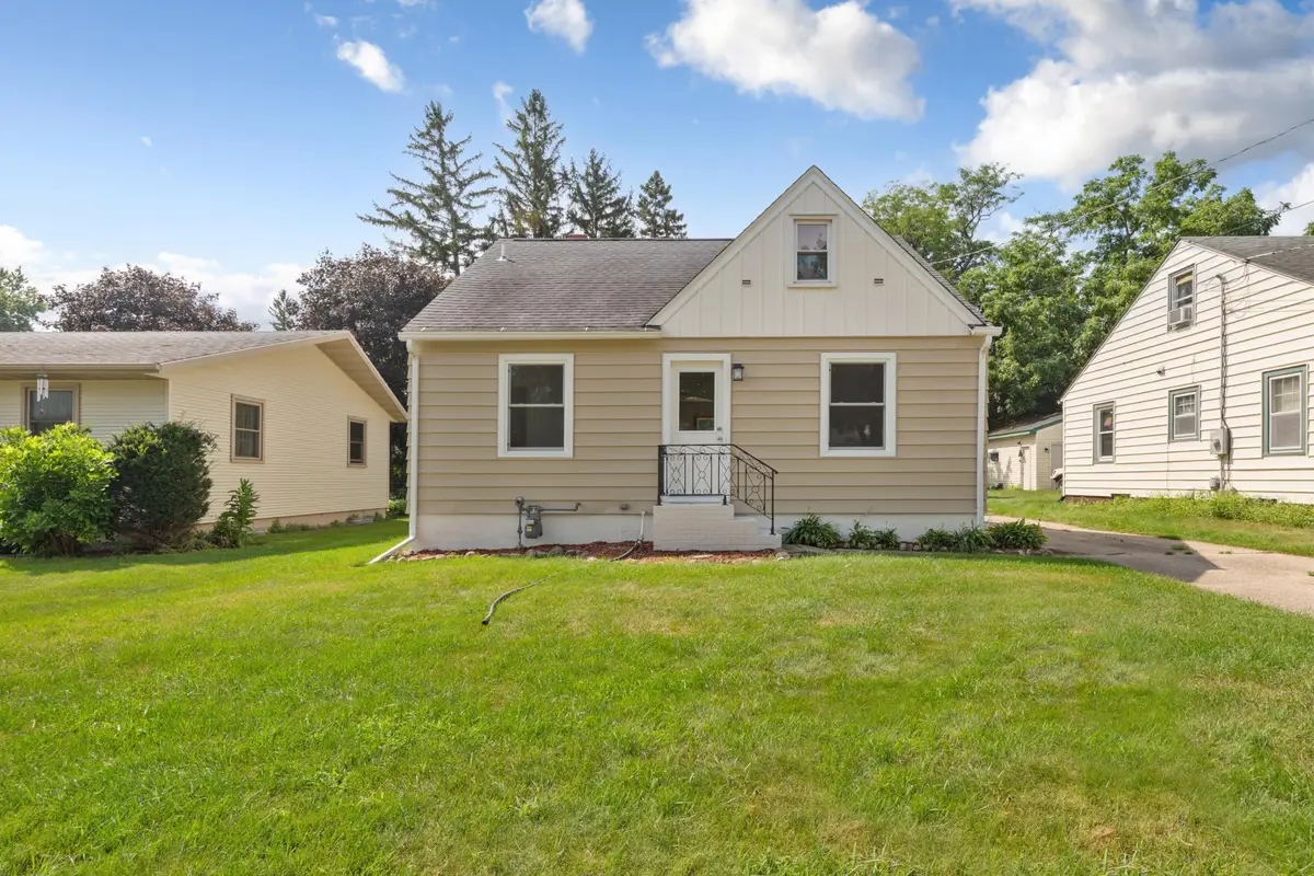123 W Mckinley Street, Owatonna, MN 55060 - #1