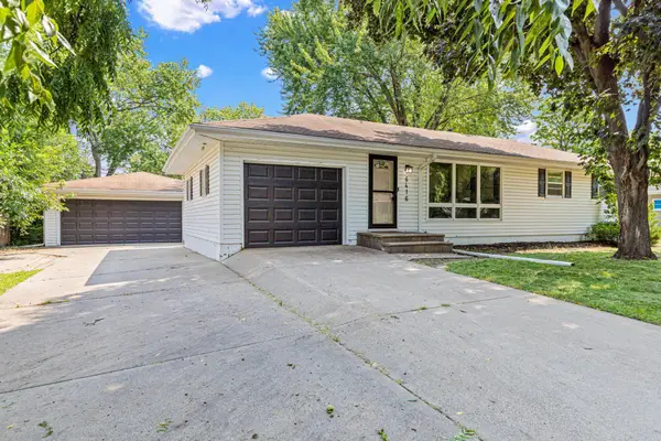 6416 Georgia Avenue N, Brooklyn Park, MN 55428