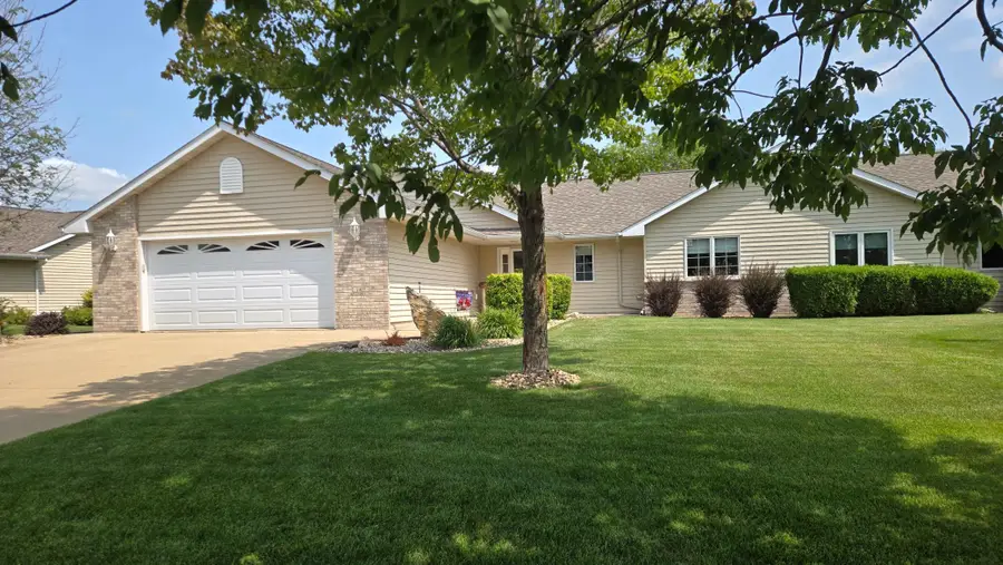1405 26th Street Sw, Austin, MN 55912 - #2