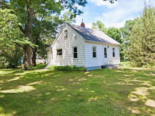 714 5th Street Sw, Little Falls, MN 56345