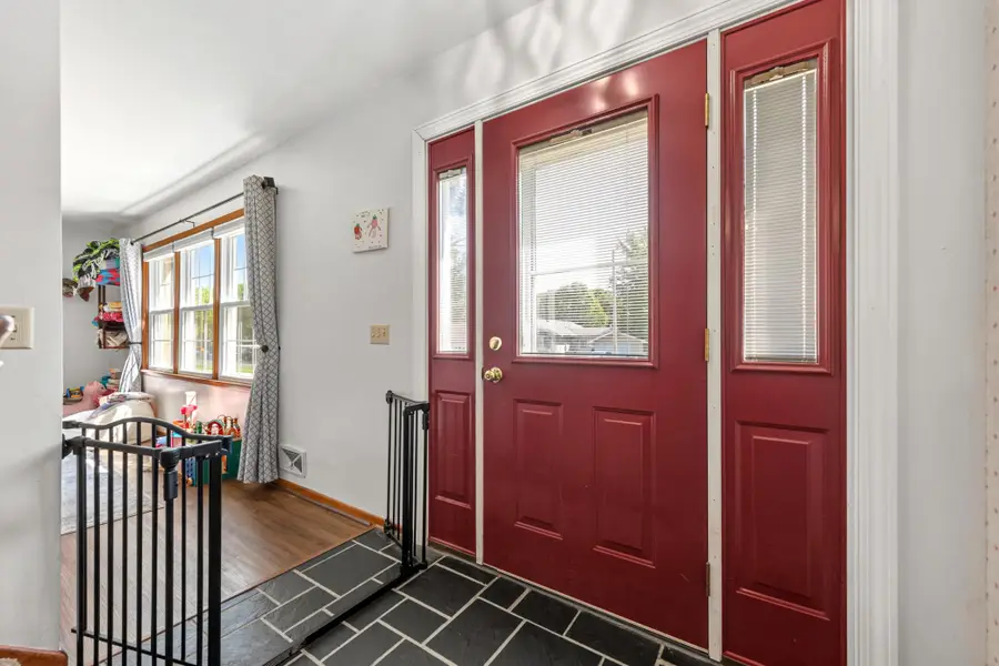 403 E Adams Street, Arlington, MN 55307 - #3