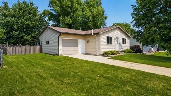 913 2nd Street Nw, Byron, MN 55920