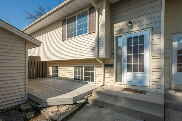 4041 W 125th Street #16, Savage, MN 55378