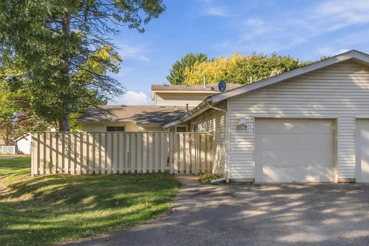 1096 Carmel Court, Shoreview, MN 55126 - #1