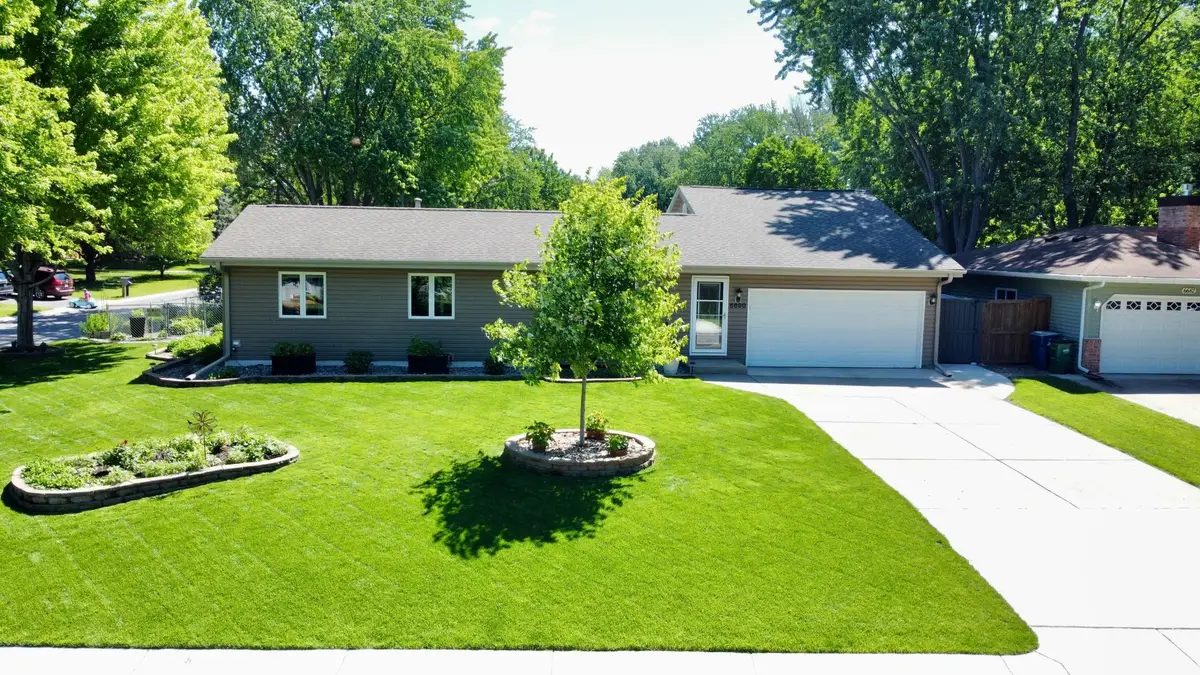 6690 Berkshire Lane N, Maple Grove, MN 55311 - #1