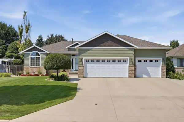 2040 Ruxton Court, West Fargo, ND 58078