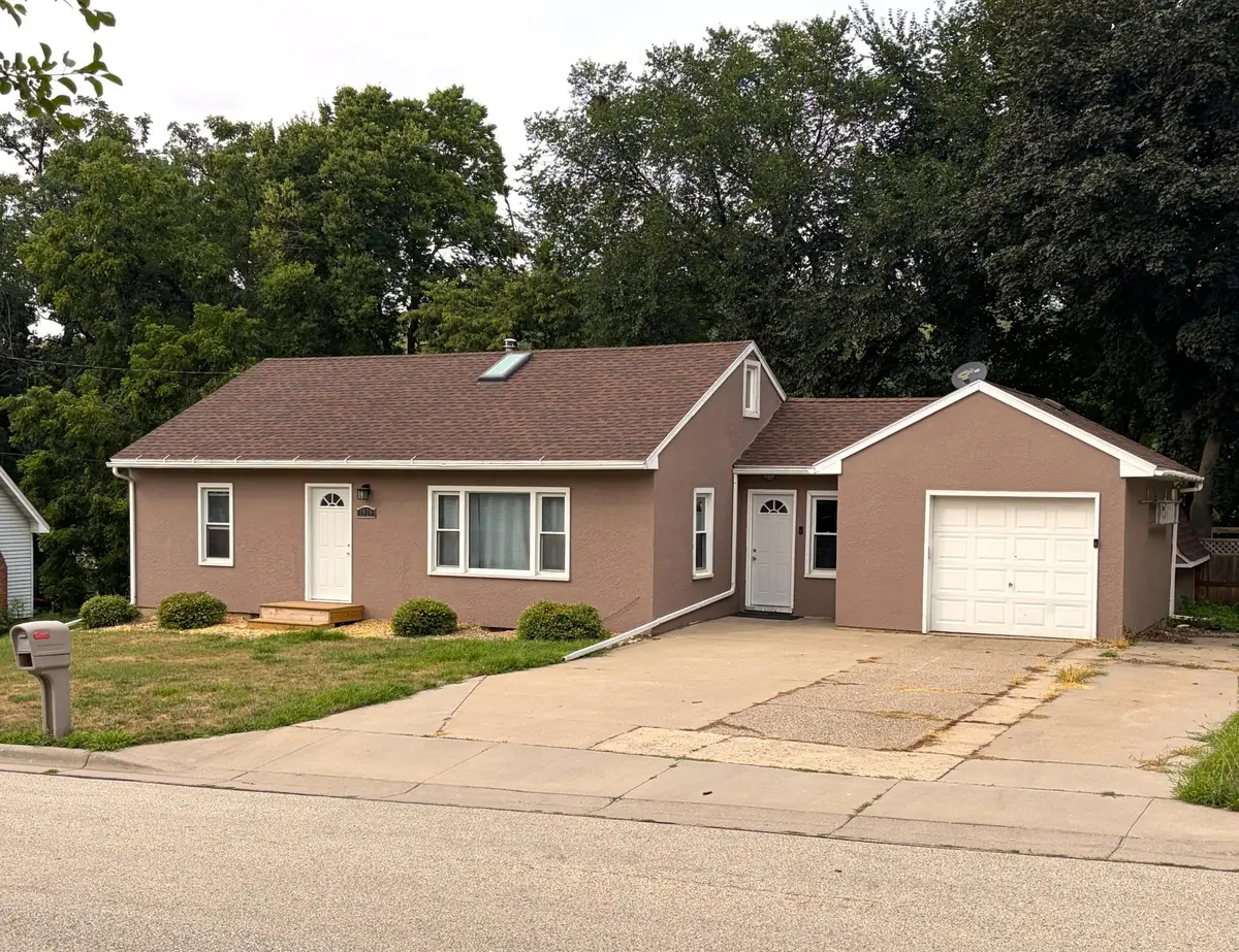 1519 Central Park Street, Red Wing, MN 55066 - #1
