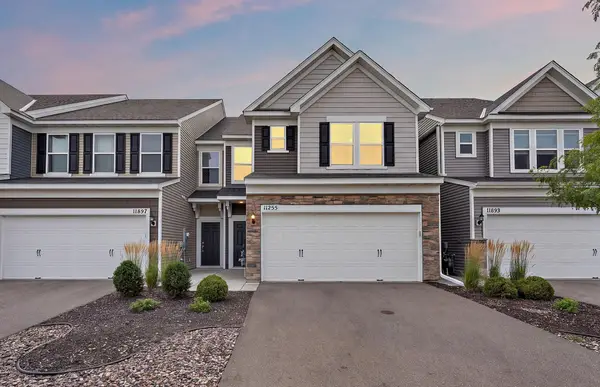 11255 Crestbury Drive, Woodbury, MN 55129