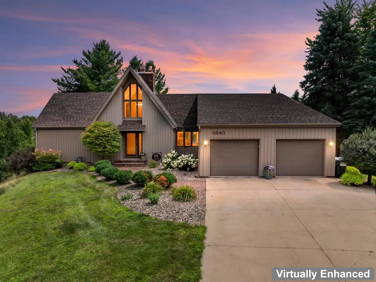 3640 NE Lakeview Court Ne, Rochester, MN 55906 - #1